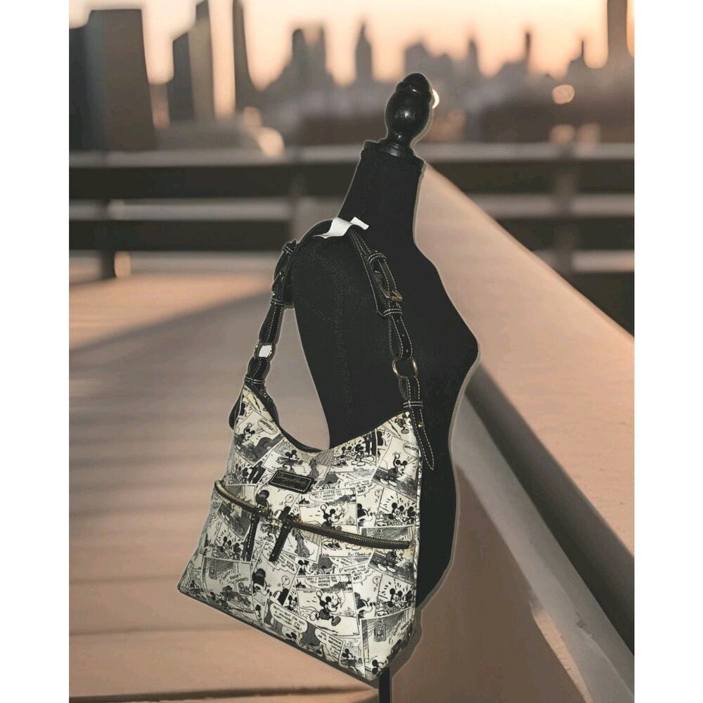 Disney Dooney & Bourke Comics Black & White Mickey Minnie Shoulder Handbag *read